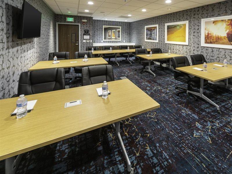 Hampton Inn & Suites Santa Maria Buitenkant foto