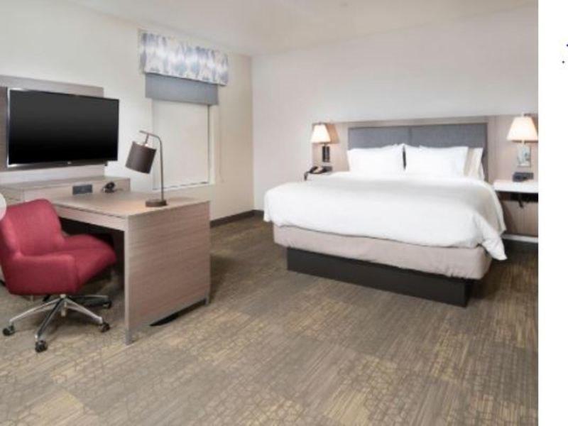 Hampton Inn & Suites Santa Maria Buitenkant foto